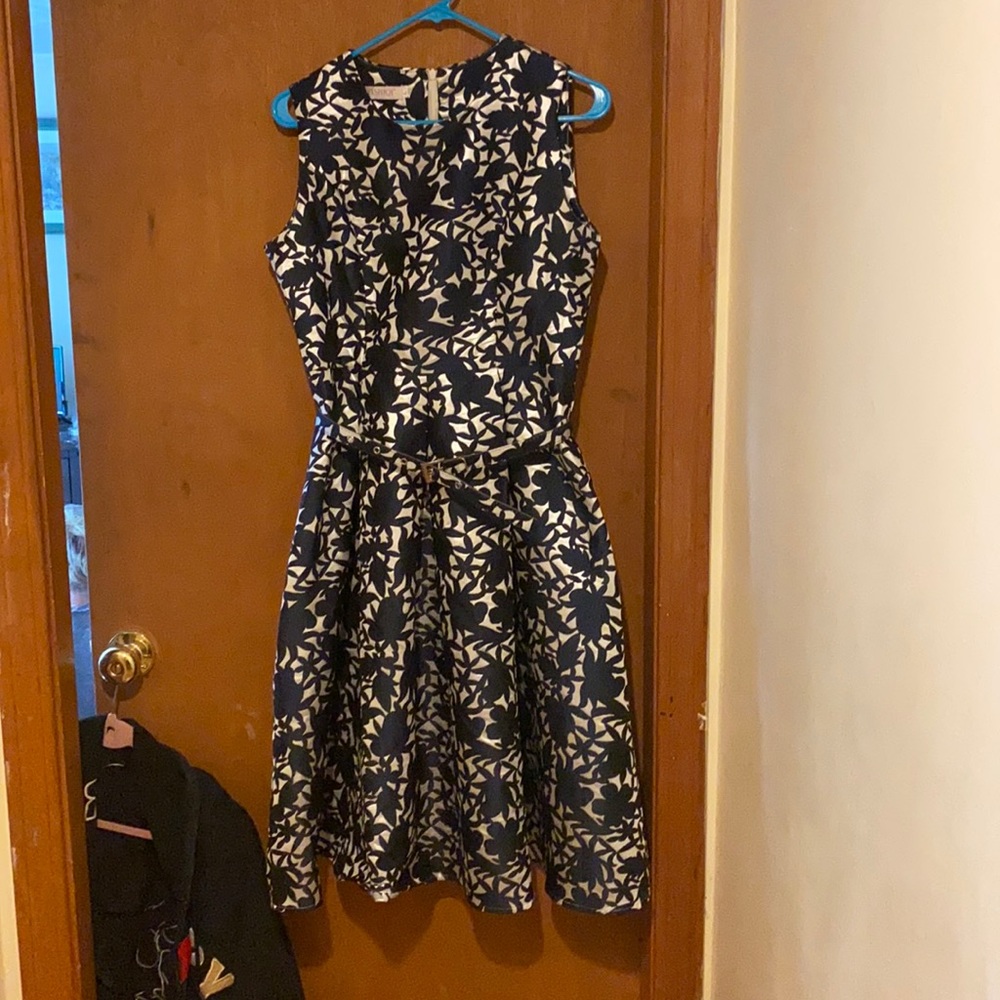 Navy dress w belt